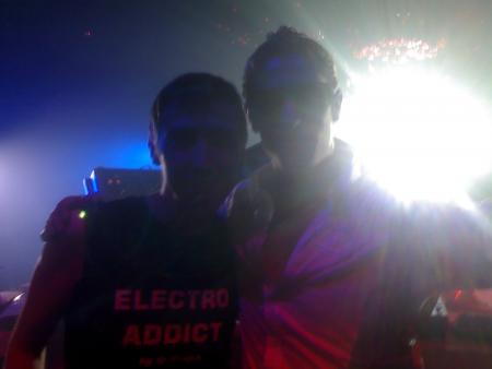dj__tonic@hotmail.com